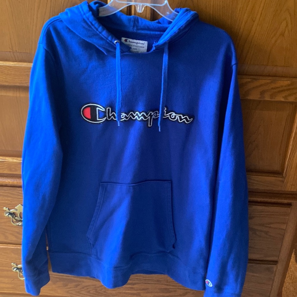 Men’s Champion Sweatshirt, blue, Sz L in good condition